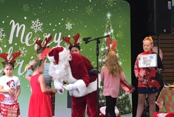 Santa Arrives at the Plaza!